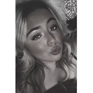 Meet your Posher, Kaley